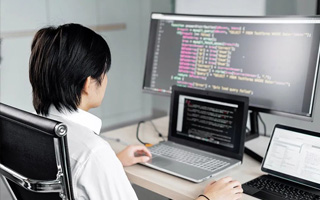 迁安市 ,php声明和调用变量的符号是什么？